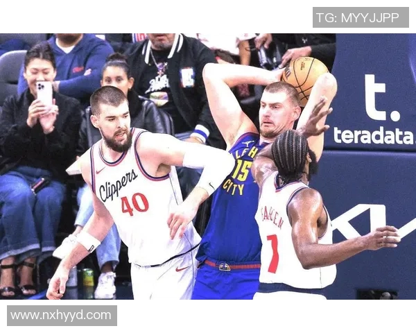 掘金与太阳激战正酣直播赛事精彩回顾与分析