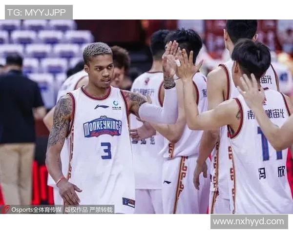 吉林队与同曦队季前赛精彩回放分析与赛后点评