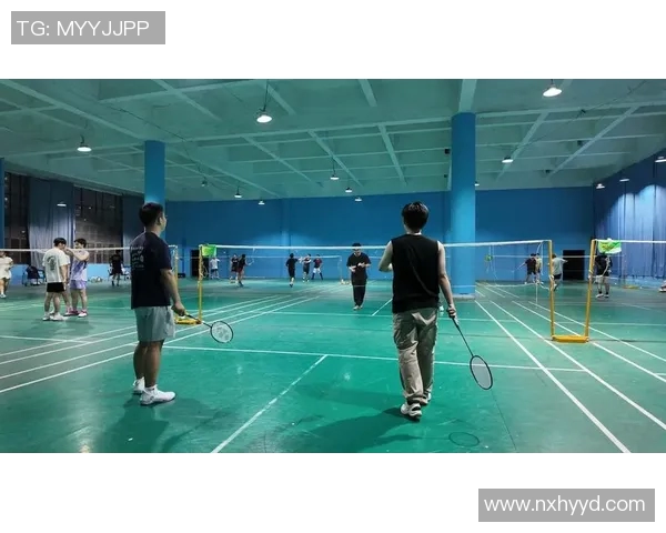 南京羽毛球队的耐力训练与比赛表现探讨聚焦羽毛球运动的挑战与发展