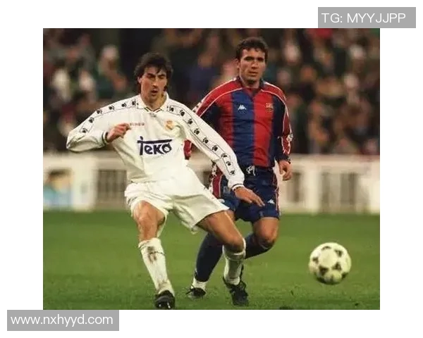 哈吉与奥科查的传奇对决:足球场上的艺术与激情碰撞 哈吉与奥科查的传奇对决:足球场上的艺术与激情碰撞