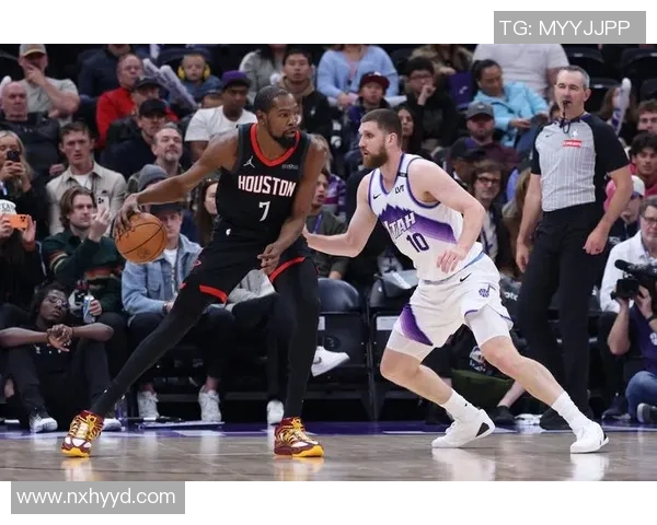 火箭对阵爵士精彩直播全程回放与赛后分析尽在这里 火箭对阵爵士精彩直播全程回放与赛后分析尽在这里